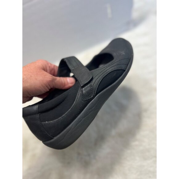 Clarks Womens Mary Jane Black Shoes Size 8 - Picture 2 of 6